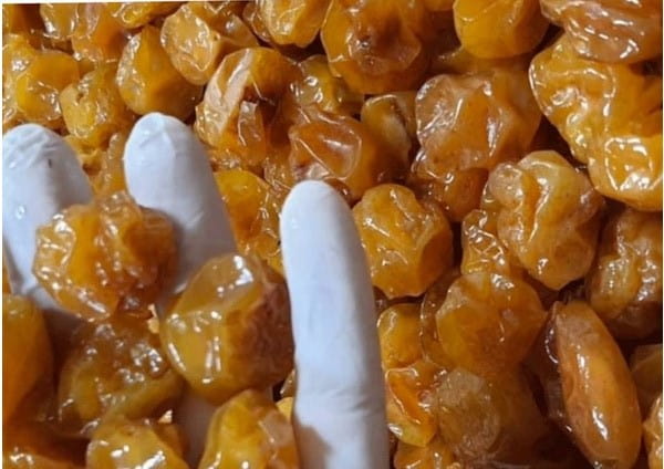 تصویر 4 از آلو بخارای رسمی با کیفیت بالا و بافت نرم و خوشمزه